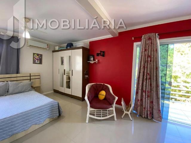 Casa / Sobrado para Venda em Florianópolis/SC São João do Rio Vermelho 3 Quartos