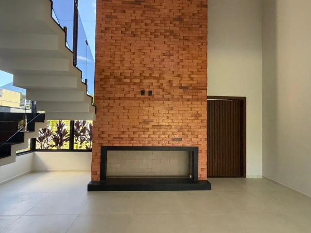 Casa / Sobrado para Venda em Florianópolis/SC São João do Rio Vermelho 3 Quartos