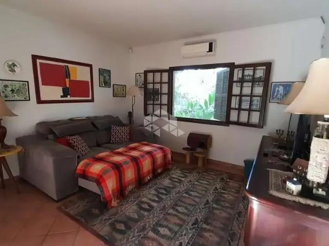 Casa / Sobrado para Venda em Florianópolis/SC São João do Rio Vermelho 4 Quartos