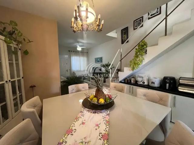 Casa / Sobrado para Venda em Florianópolis/SC São João do Rio Vermelho 4 Quartos