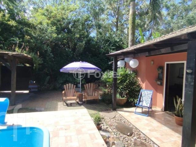 Casa / Sobrado para Venda em Florianópolis/SC São João do Rio Vermelho 4 Quartos