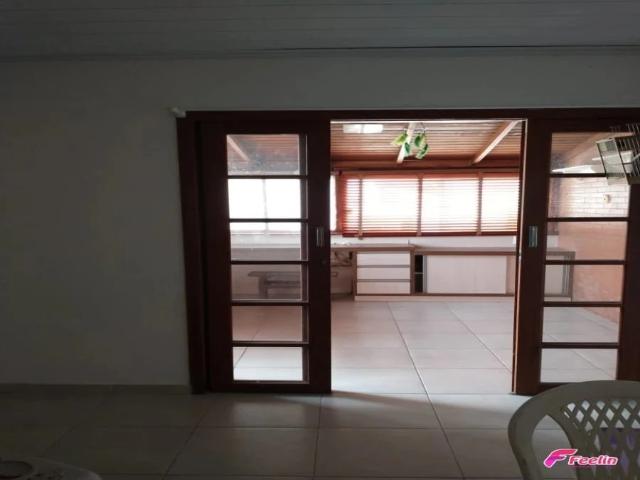 Casa / Sobrado para Venda em Florianópolis/SC Saco dos Limões 3 Quartos