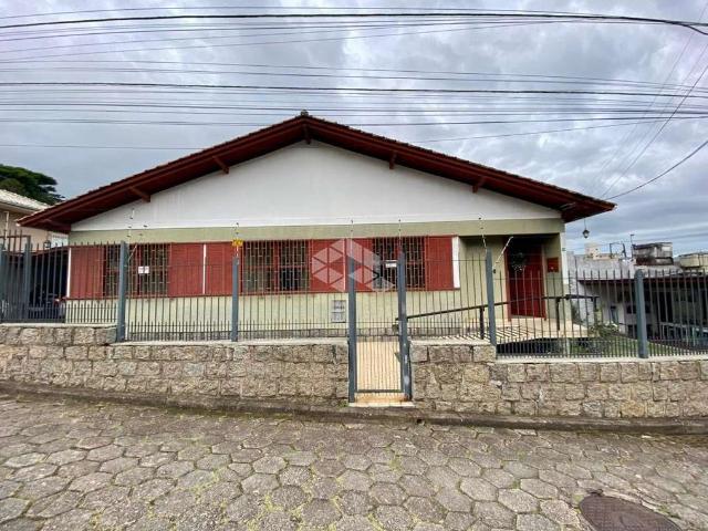Casa / Sobrado para Venda em Florianópolis/SC Saco dos Limões 3 Quartos