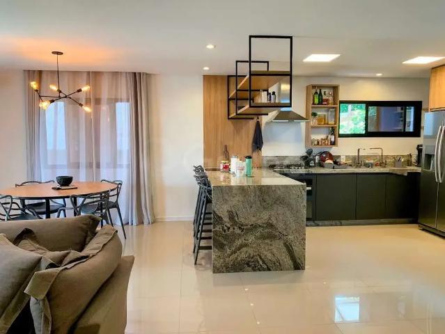 Casa / Sobrado para Venda em Florianópolis/SC Saco Grande 3 Quartos