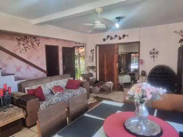Casa / Sobrado para Venda em Florianópolis/SC Saco Grande 4 Quartos
