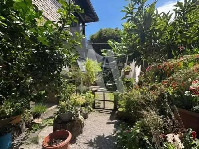 Casa / Sobrado para Venda em Florianópolis/SC Sambaqui 3 Quartos