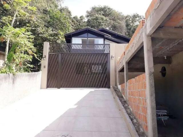 Casa / Sobrado para Venda em Florianópolis/SC Sambaqui 3 Quartos