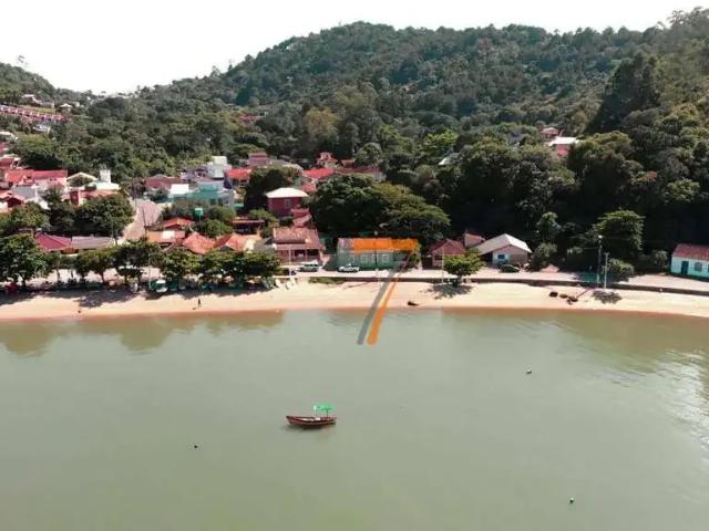 Casa / Sobrado para Venda em Florianópolis/SC Sambaqui 3 Quartos