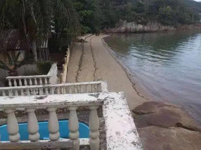 Casa / Sobrado para Venda em Florianópolis/SC Sambaqui 3 Quartos