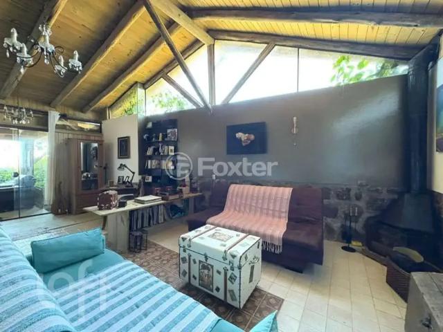 Casa / Sobrado para Venda em Florianópolis/SC Sambaqui 2 Quartos