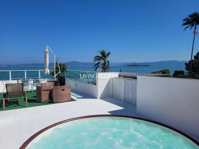 Casa / Sobrado para Venda em Florianópolis/SC Sambaqui 2 Quartos