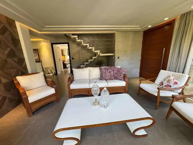 Casa / Sobrado para Venda em Florianópolis/SC Sambaqui 4 Quartos