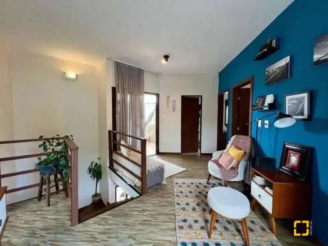 Casa / Sobrado para Venda em Florianópolis/SC Sambaqui 4 Quartos