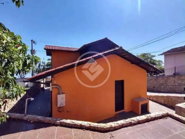 Casa / Sobrado para Venda em Florianópolis/SC Sambaqui 4 Quartos