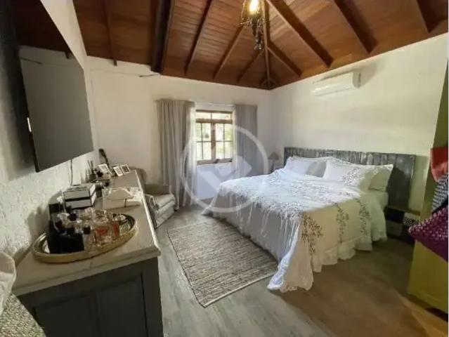 Casa / Sobrado para Venda em Florianópolis/SC Santo Antônio de Lisboa 4 Quartos