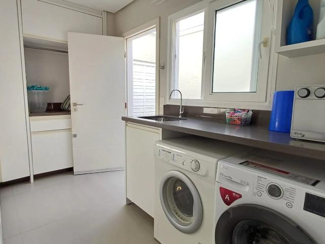 Casa / Sobrado para Venda em Florianópolis/SC Santa Mônica 3 Quartos