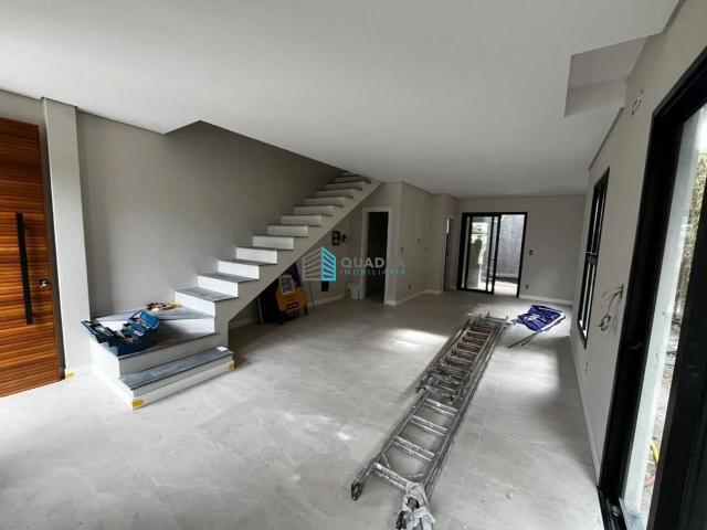 Casa / Sobrado para Venda em Florianópolis/SC Santa Mônica 3 Quartos
