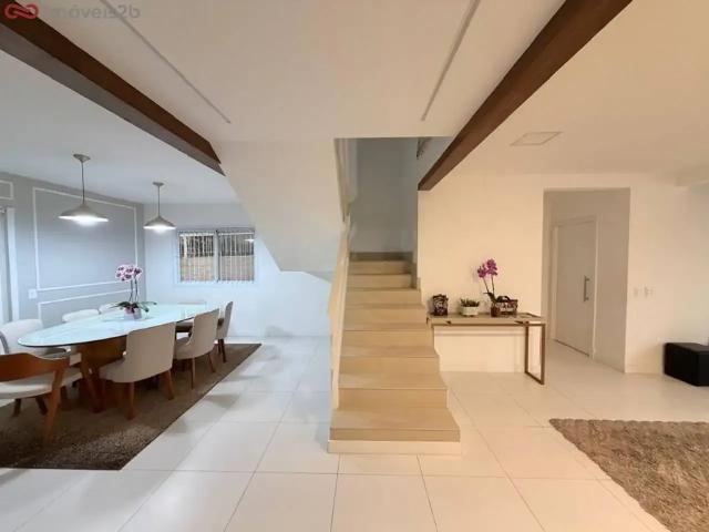 Casa / Sobrado para Venda em Florianópolis/SC Santa Mônica 4 Quartos