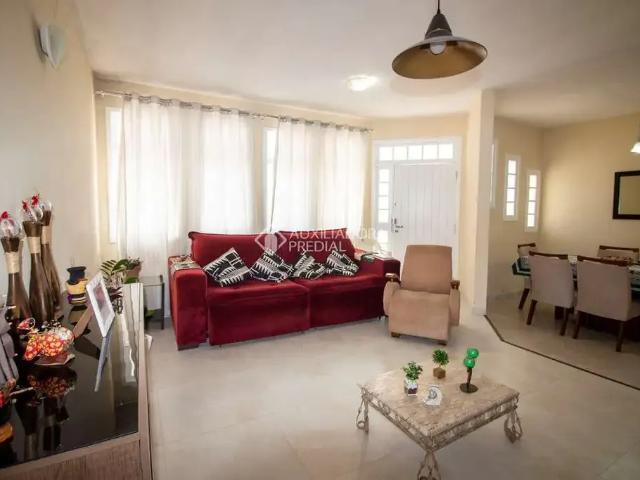 Casa / Sobrado para Venda em Florianópolis/SC Santa Mônica 3 Quartos