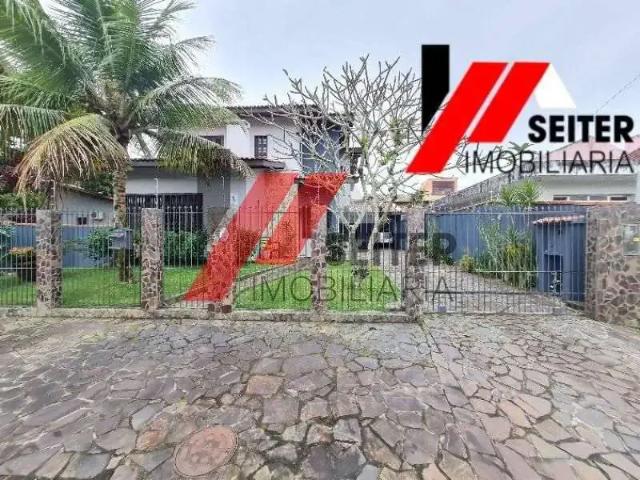 Casa / Sobrado para Venda em Florianópolis/SC Santa Mônica 4 Quartos