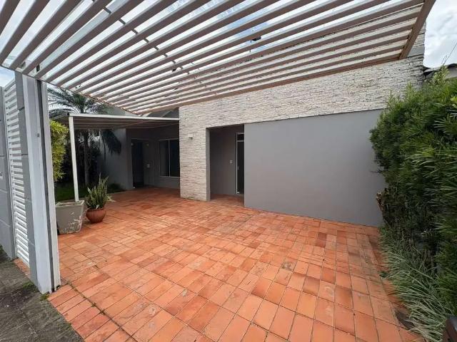Casa / Sobrado para Venda em Florianópolis/SC Santa Mônica 4 Quartos