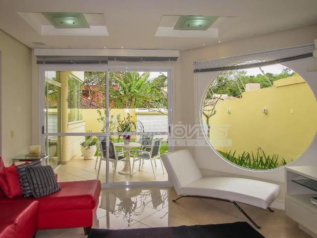 Casa / Sobrado para Venda em Florianópolis/SC Santa Mônica 4 Quartos