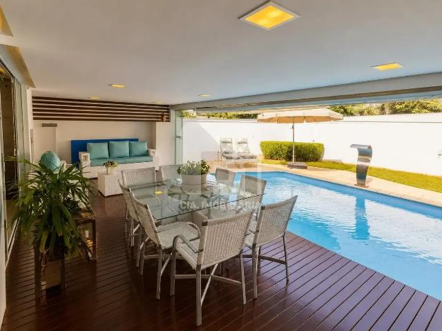 Casa / Sobrado para Venda em Florianópolis/SC Santa Mônica 4 Quartos