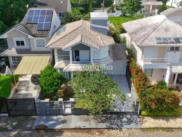 Casa / Sobrado para Venda em Florianópolis/SC Santa Mônica 5 Quartos
