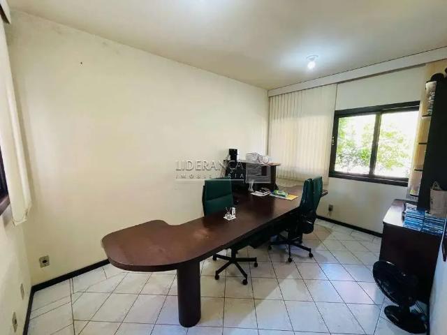 Casa / Sobrado para Venda em Florianópolis/SC Santa Mônica 5 Quartos