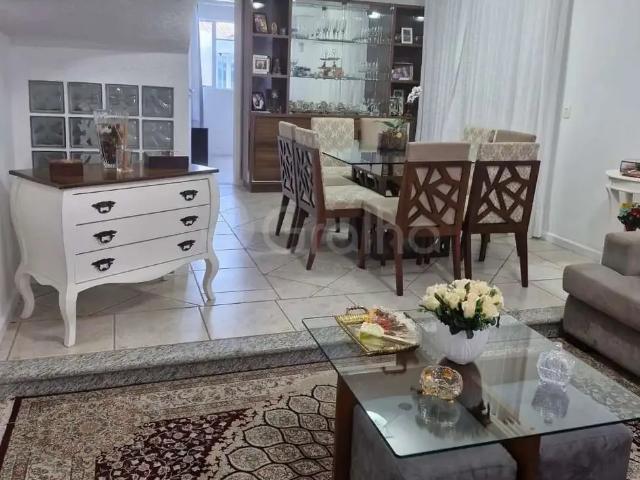 Casa / Sobrado para Venda em Florianópolis/SC Santa Mônica 5 Quartos