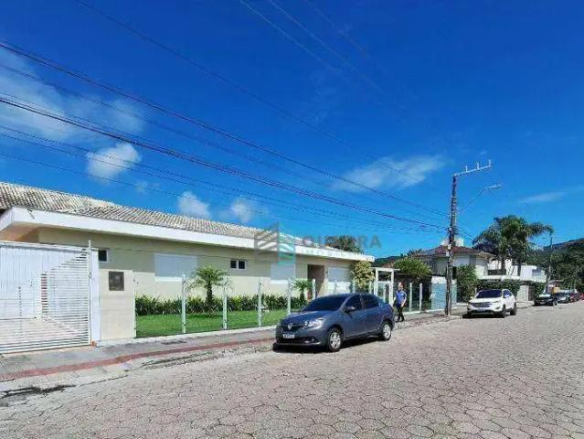 Casa / Sobrado para Venda em Florianópolis/SC Santa Mônica 5 Quartos
