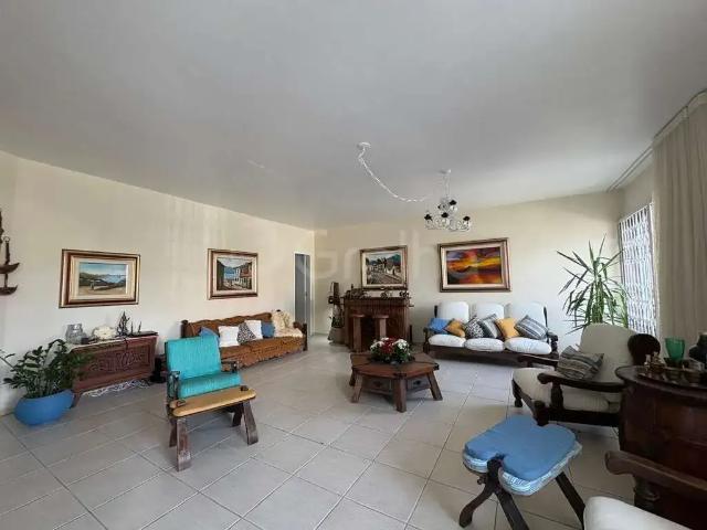 Casa / Sobrado para Venda em Florianópolis/SC Santa Mônica 7 Quartos