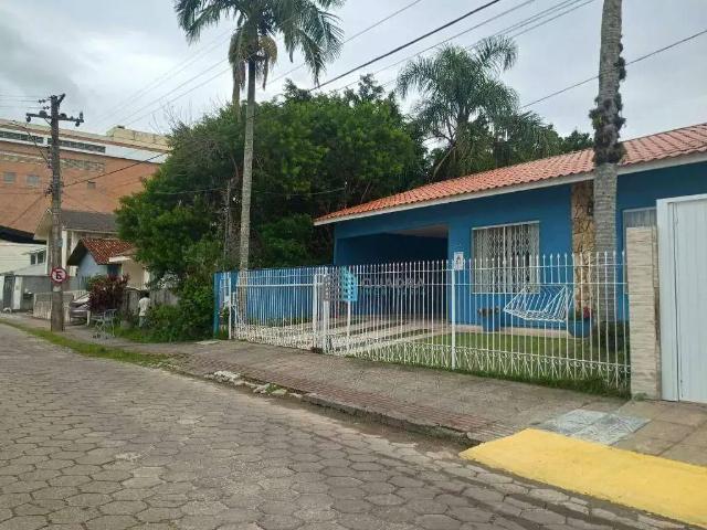 Casa / Sobrado para Venda em Florianópolis/SC Santa Mônica 7 Quartos