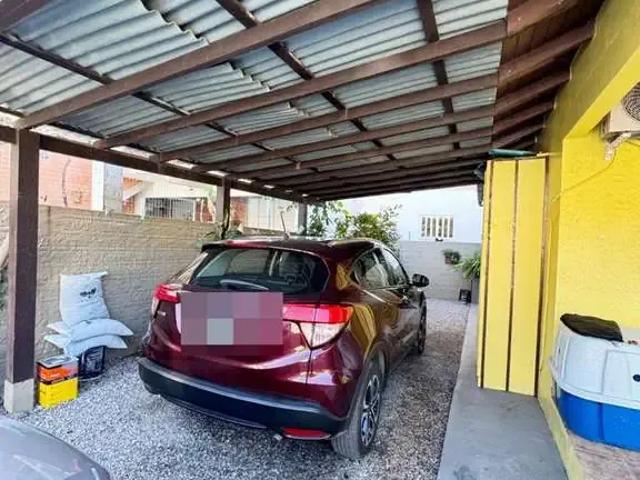 Casa / Sobrado para Venda em Florianópolis/SC Santinho 3 Quartos