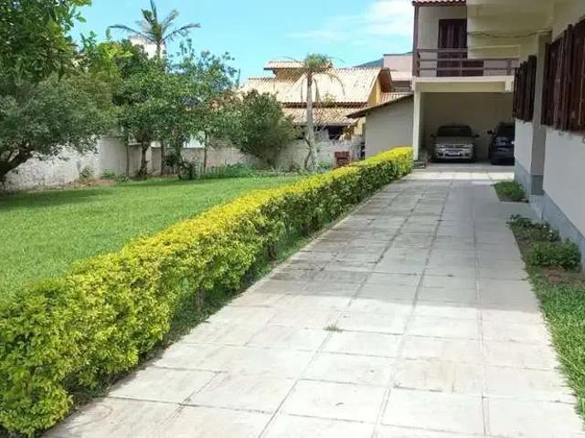Casa / Sobrado para Venda em Florianópolis/SC Santinho 8 Quartos