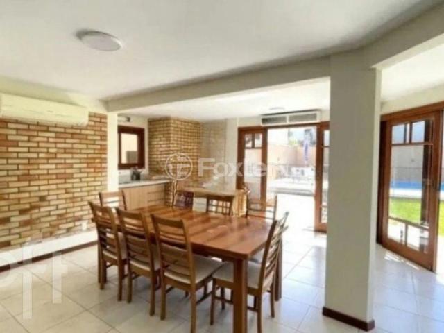 Casa / Sobrado para Venda em Florianópolis/SC Ponta das Canas 4 Quartos