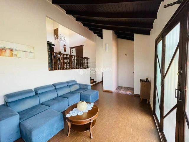 Casa / Sobrado para Venda em Florianópolis/SC Pantanal 4 Quartos
