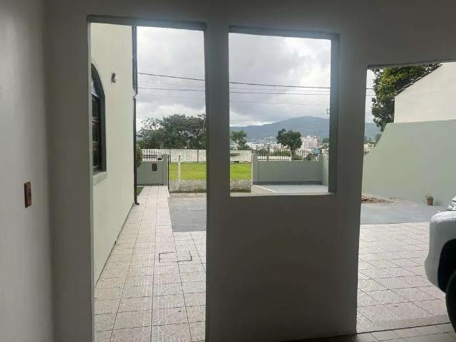 Casa / Sobrado para Venda em Florianópolis/SC Pantanal 4 Quartos
