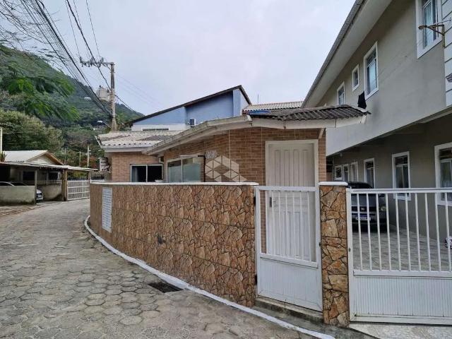 Casa / Sobrado para Venda em Florianópolis/SC Pântano do Sul 12 Quartos