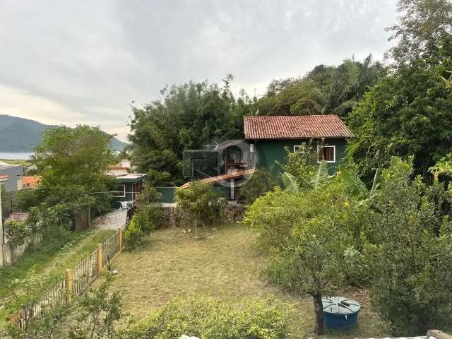 Casa / Sobrado para Venda em Florianópolis/SC Pântano do Sul 2 Quartos