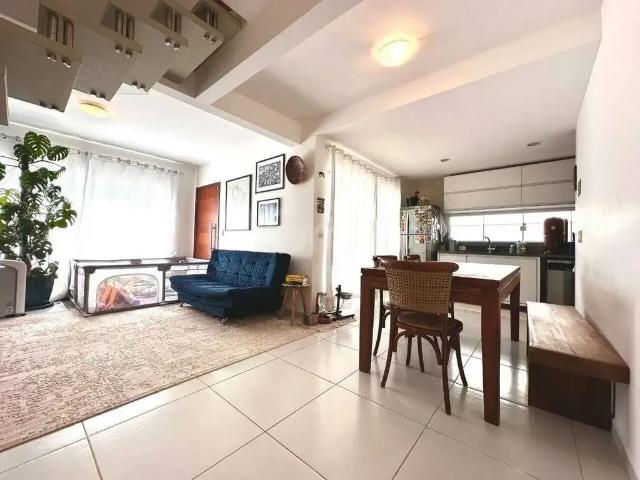 Casa / Sobrado para Venda em Florianópolis/SC Pântano do Sul 5 Quartos