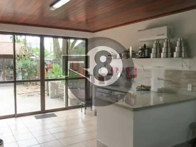 Casa / Sobrado para Venda em Florianópolis/SC Parque São Jorge 4 Quartos