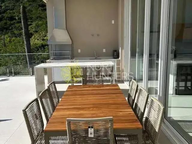 Casa / Sobrado para Venda em Florianópolis/SC Praia Brava 5 Quartos