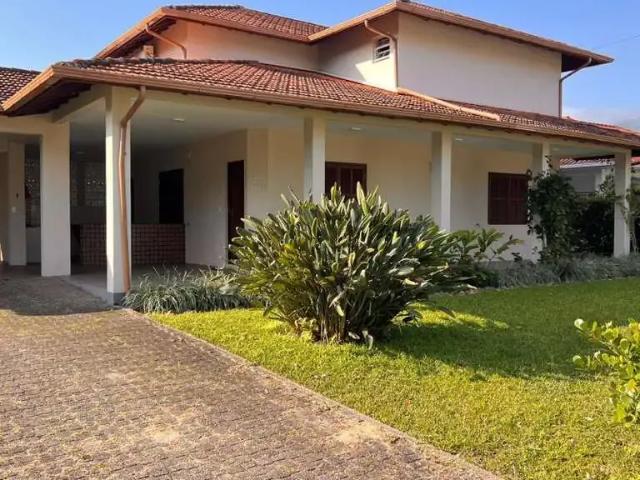 Casa / Sobrado para Venda em Florianópolis/SC Praia da Lagoinha 4 Quartos