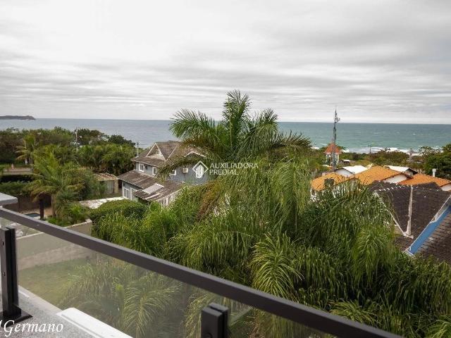 Casa / Sobrado para Venda em Florianópolis/SC Praia Mole 6 Quartos