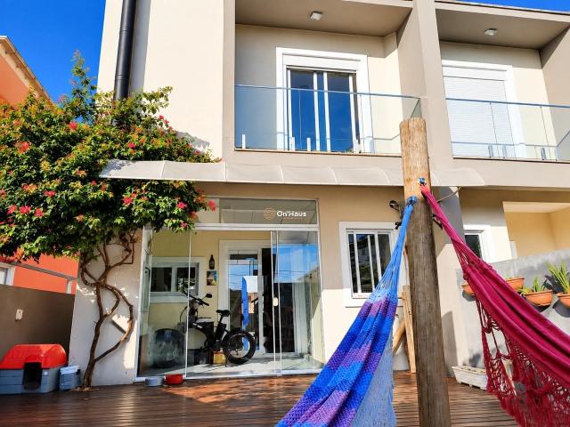 Casa / Sobrado para Venda em Florianópolis/SC Ribeirão da Ilha 3 Quartos
