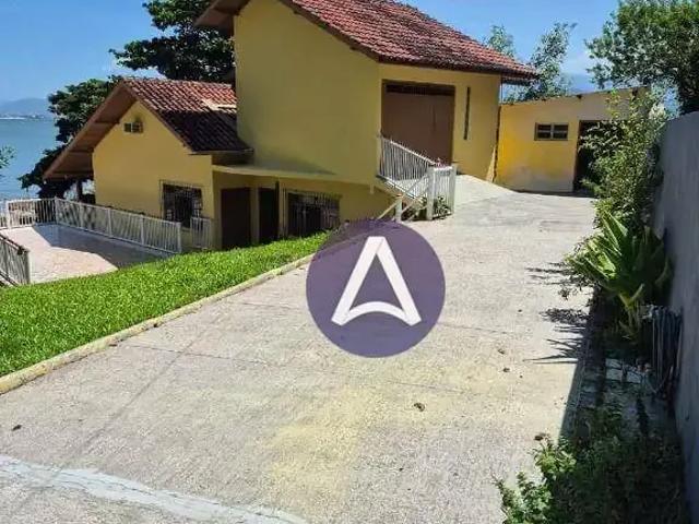 Casa / Sobrado para Venda em Florianópolis/SC Ribeirão da Ilha 3 Quartos