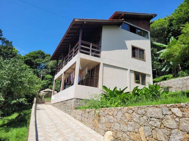 Casa / Sobrado para Venda em Florianópolis/SC Ribeirão da Ilha 3 Quartos