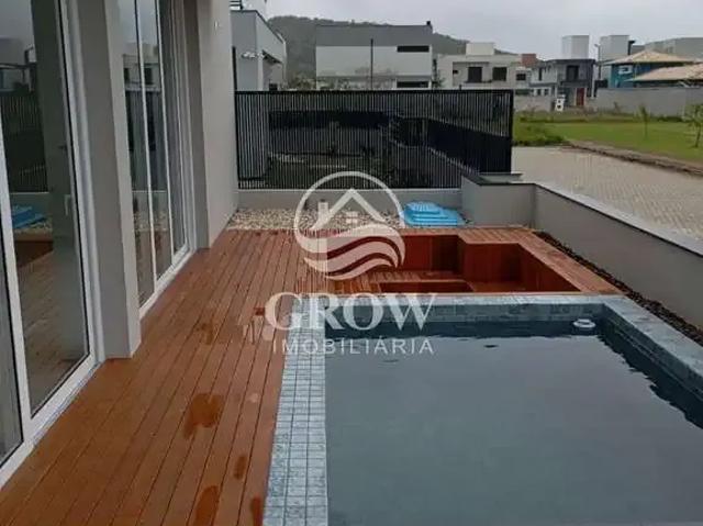 Casa / Sobrado para Venda em Florianópolis/SC Rio Tavares 3 Quartos