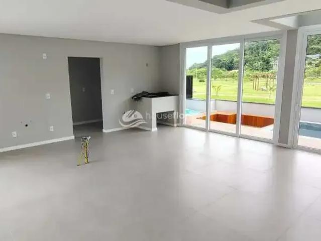 Casa / Sobrado para Venda em Florianópolis/SC Rio Tavares 3 Quartos